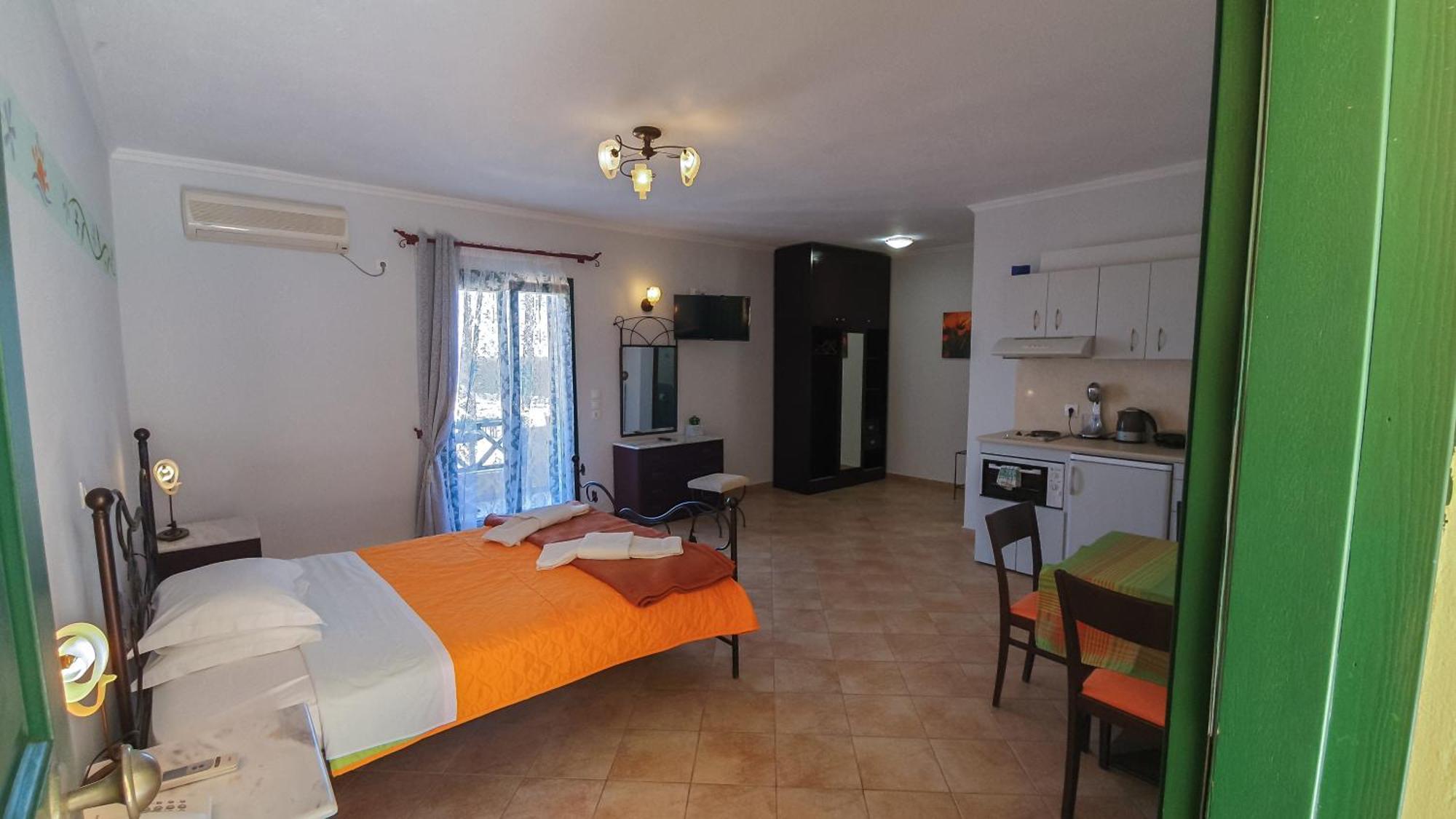 Dilina Studios Arkasa Habitación foto