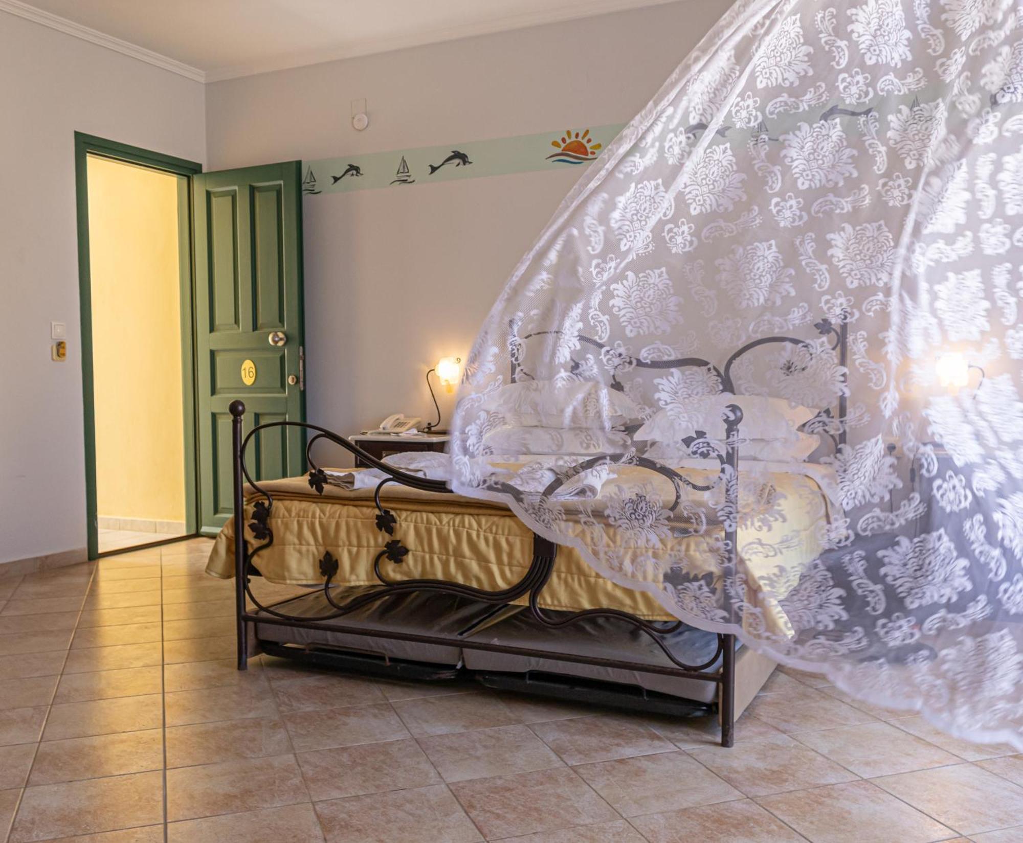 Dilina Studios Arkasa Habitación foto